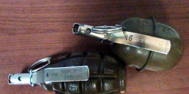 Çantasında el yapımı bombayla yakalandı!