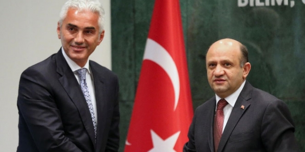 TÜSİAD hangi adayı destekleyecek?