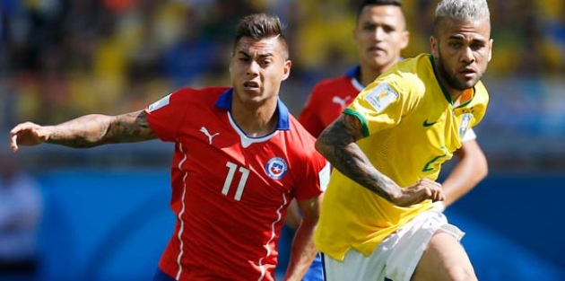 Prandelli Vargas'la geliyor!