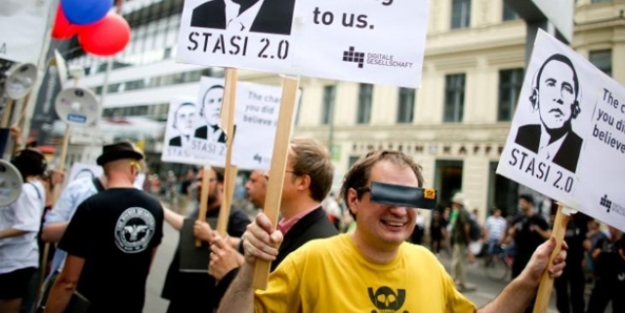 Almanlar artık ABD'ye güvenmiyor