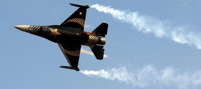 Türk F16'sı İngiltere'yi ayağa kaldırdı