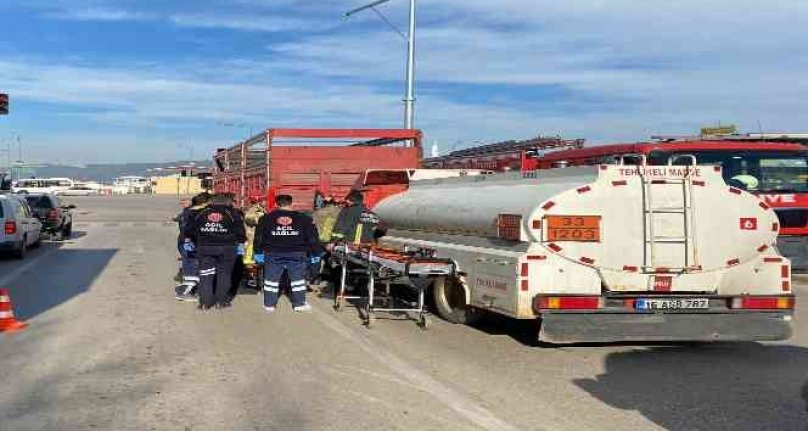 Bursa'da can pazarı! Yakıt tankeri kamyona çarptı