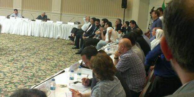 Suriyeli muhalifler liderini seçti