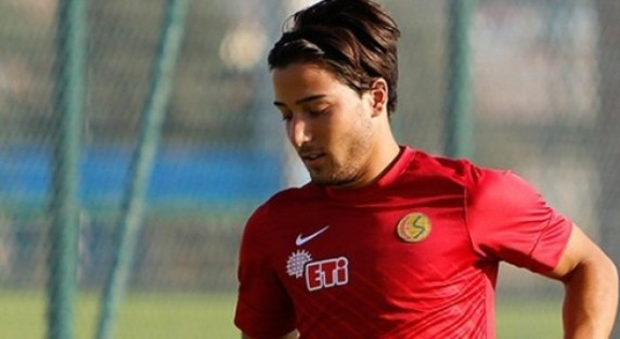 Cimbom Tarık Çamdal'ın peşine düştü!