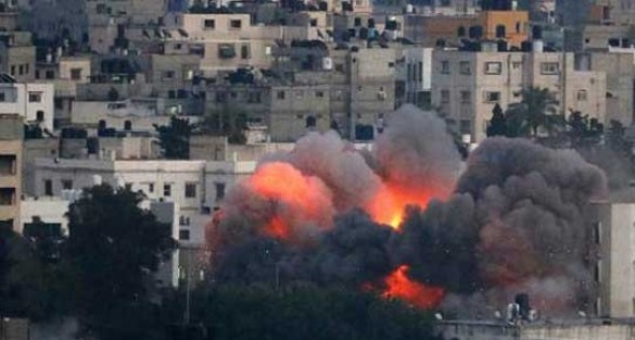 İsrail Gazze’deki tünelleri havadan vurdu!