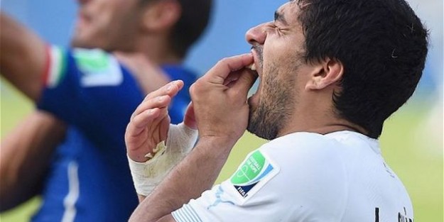 FIFA'dan Suarez'e kötü haber!
