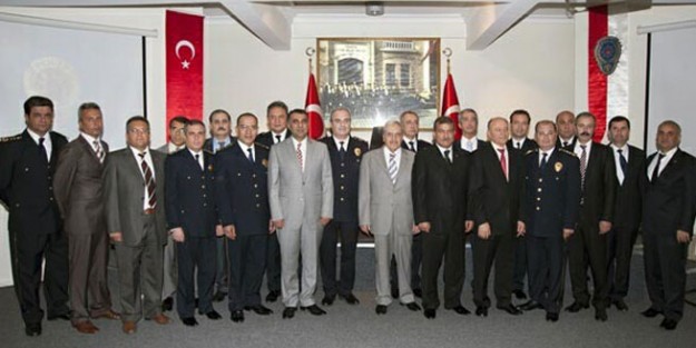 İzmir Emniyeti'nde görev değişimi!