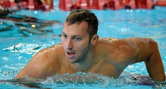 Ünlü sporcu eşcinsel!