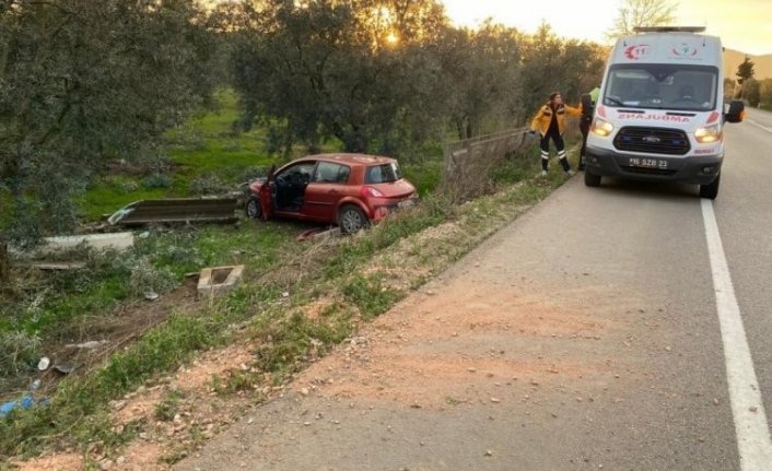 Bursa’da otomobil zeytinliğe uçtu! Yaralılar var…