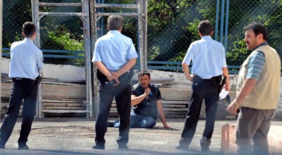 Karakolda bahçesinde intihar