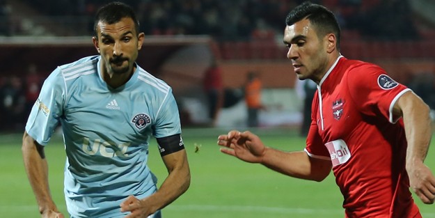 Beşiktaş'ta Yalçın Ayhan gerçeği