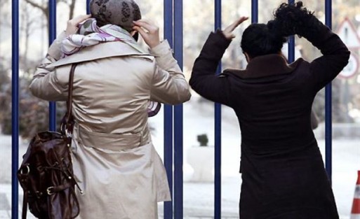 Başörtüsüne 5 ay hapis