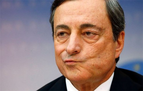Draghi "Değerli Euro bir risk"