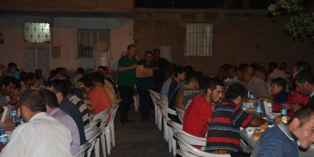 Başkan Kara, Mahalle Sahurlarına Karataş'la Devam Etti