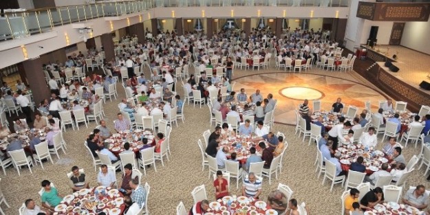 Altındağ Belediyesi İftarda Siteler Esnafını Ağırladı