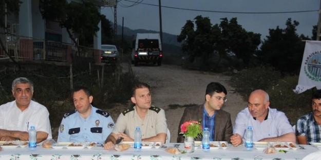 Karaisalı Belediyesi’nden Kıralan’da İftar