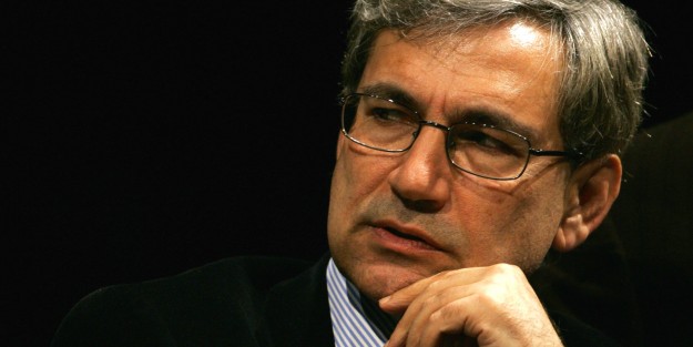 Orhan Pamuk'a şok!