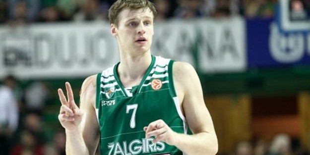 Galatasaray'a dokuz parmaklı yıldız