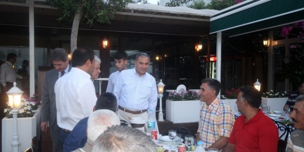 AOSB Yönetimi Ve Çalişanlari İftarda Buluştu