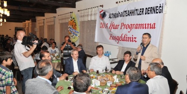 Altındağlı Müteahhitler İftar Sofrasında Buluştu