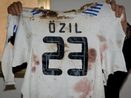 Mesut Özil'den, Gazze yalanlaması