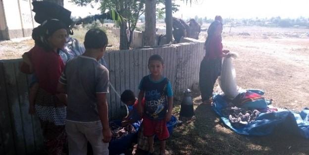 Ereğli’de Mevsimlik İşçiler Zor Şartlarda Yaşıyor