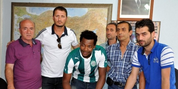 Nijerya’lı Uche Victor Odimba, Kozlu Belediyspor İle Anlaşma Sağladı
