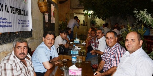 Vali Tapsız, Yardımeli Derneği’nde Hayırseverlerle Buluştu