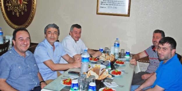 Balcıoğulları A.ş. Çalişanlari İftar Yemeğinde Buluştu