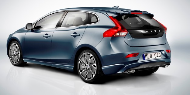 Volvo V40 ile sportif araç severleri bekliyor!