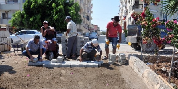 Erdemli Belediyesi'nden Sahil Düzenlemesi