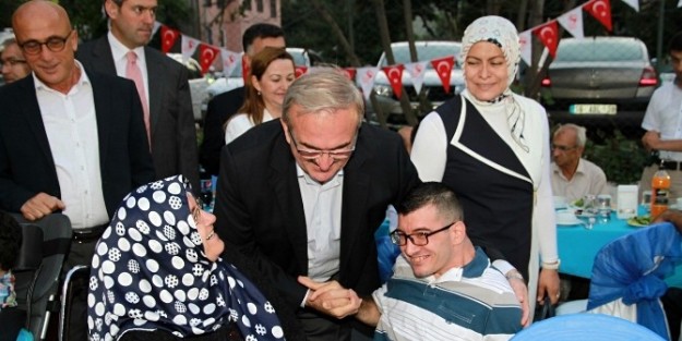 Bursa Valisi Münir Karaoğlu: