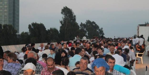 Kızılay’dan Kardeşlik İftari