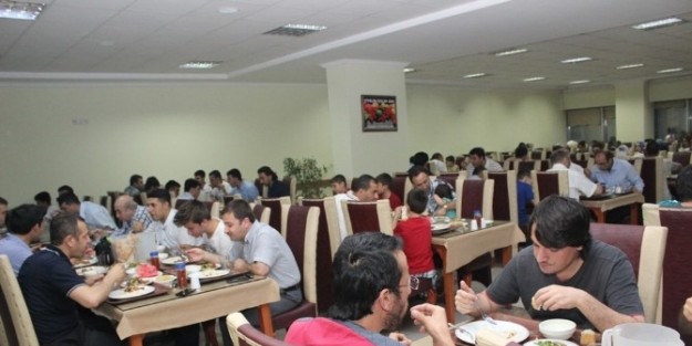 Gamek’ten Personeline Geleneksel İftar