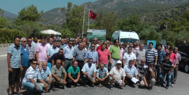 Ölüdenizli Dolmuş Ve Taksicilerden Korsan Taşıma İddiasi