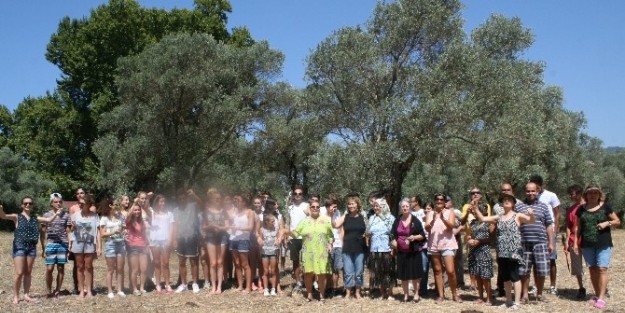 Marmaris'te Zeytin Eylemine Fransız Desteği