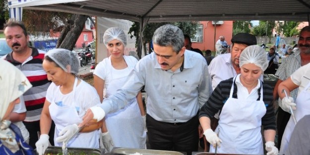 Başkan Alıcık, İftarini Vatandaşlarla Yaptı