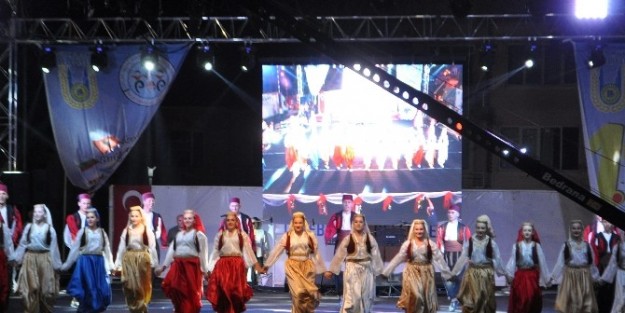 Lüleburgaz 1. Uluslararası Halk Dansları Festivali Sona Erdi