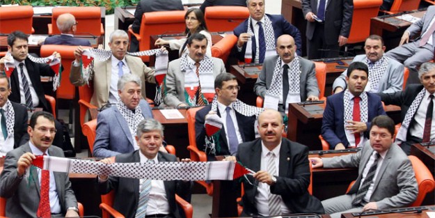 Vekillerden İsrail protestosu