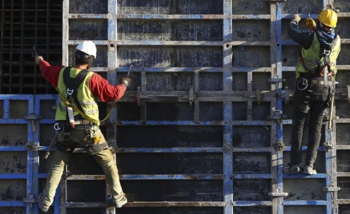 700 bin kamu işçisinin sözleşme süreci başlıyor