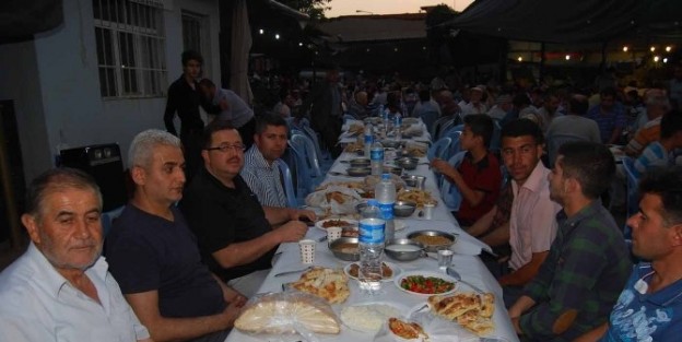 Manavlar Derneğinden İftar