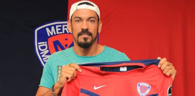 Servet Çetin imzayı attı!