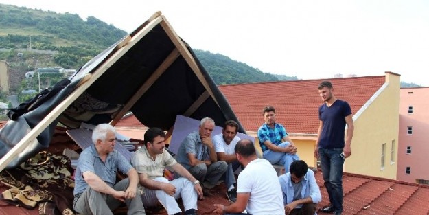 Okul İnşaati Çatisindaki Eylem 3. Gününde Sona Erdi