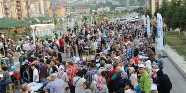 Mahalle İftarlari Zinciri Tamamlandı