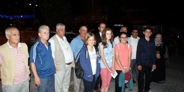 Gençler Kızılay Kampında Buluşuyor