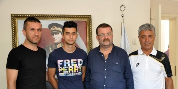 Batuhan Otyıldız, Kömürspor İle Anlaştı