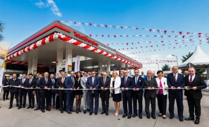 Mehmetçik Vakfı'nın 2'nci akaryakıt istasyonu Yenişehir'de açıldı