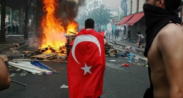 Dünyada toplumsal patlama uyarısı