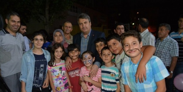 Yunusemre Sofrasında Bin Kişi Oruç Açtı