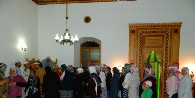 Sakalı Şerif Posoflu Cemaati Duygulandırdı